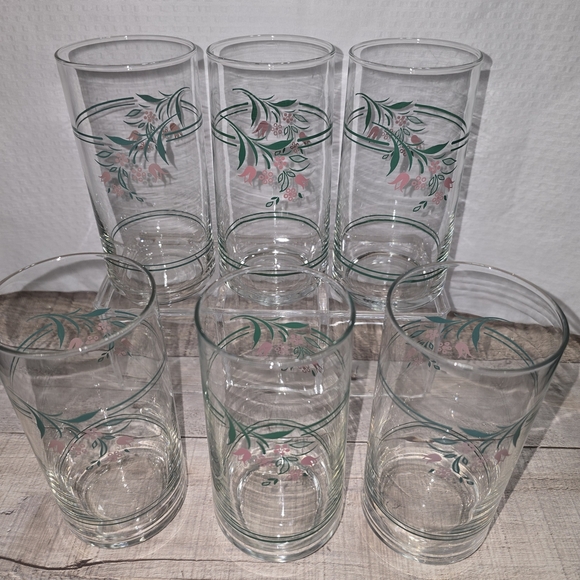 VINTAGE CORELLE DRINKING GLASS SET OF 6 ROSEMARIE TULIP PATTERN BY CORNING EUC - Picture 3 of 12